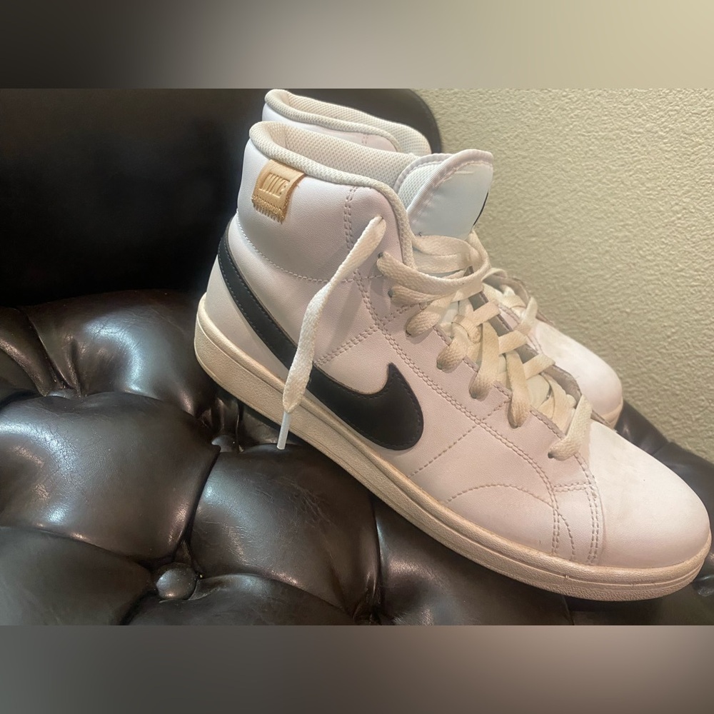 Nike mens size 9